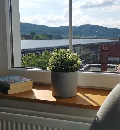Luna - Klimatyczne Na Poddaszu - Gory Sowie - Jezioro