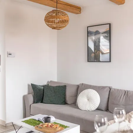 Luna - Klimatyczne Na Poddaszu - Gory Sowie - Jezioro Apartmán